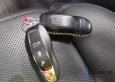 2017 Porsche Macan Turbo from USA, damaged, VIN WP1AF2A53HLB60570